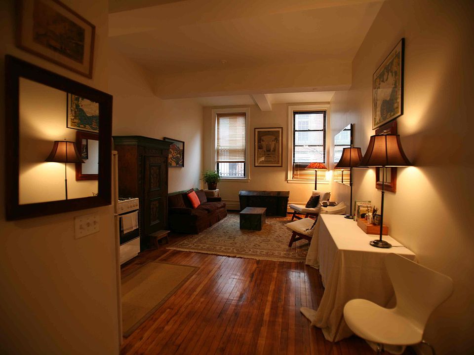 1st image of 431-433 E 12th St #2B