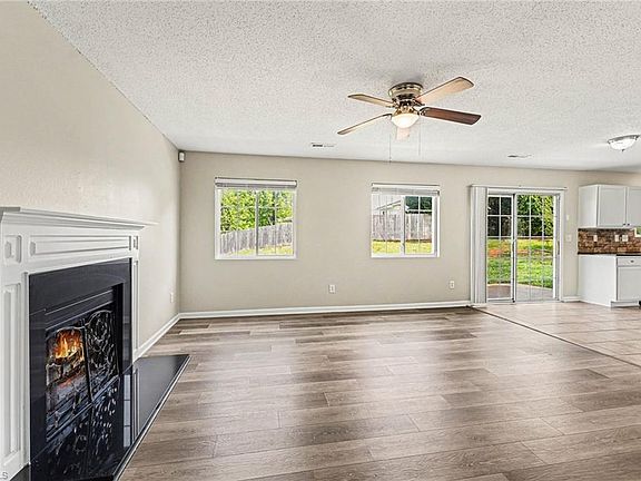 5th image of 705 Topsail Dr