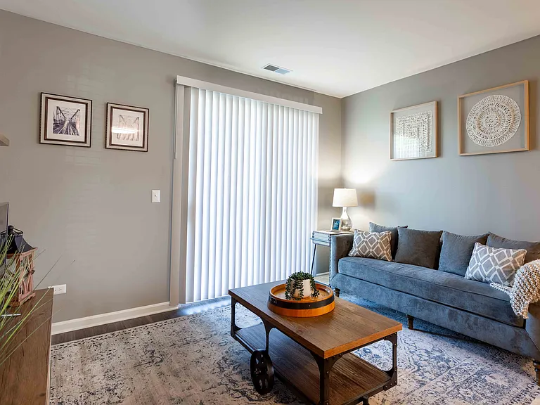 1240 W Indian Trl — Photo 9