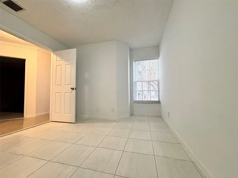 2990 NW 68th Ave — Photo 25