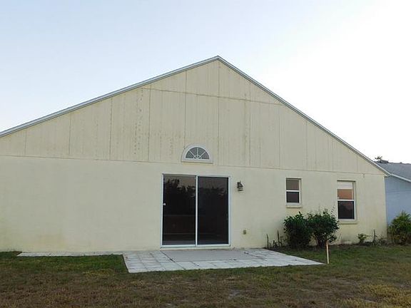 2nd image of 4028 Oak Preserve Dr