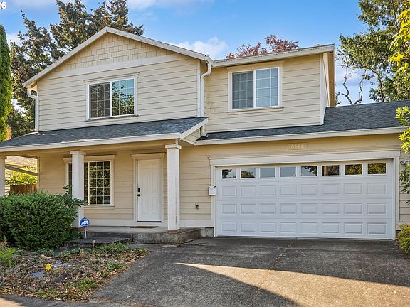 2nd image of 6318 NE Hassalo St