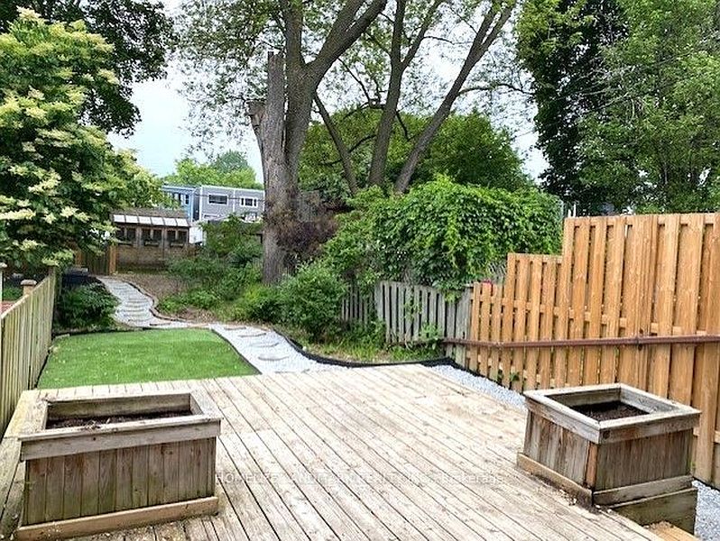 Toronto House for rent - 3 Bedrooms — photo 12