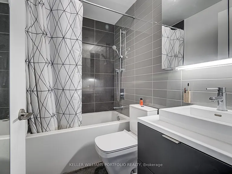 170 Bayview Ave #514 — Photo 18