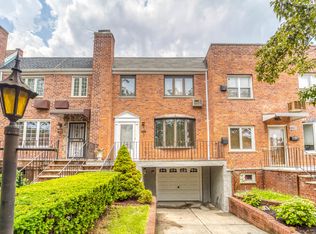 68-19 61st Rd, Middle Village, NY 11379