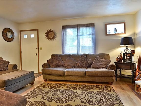 5th image of 5041 Forest Park Pl
