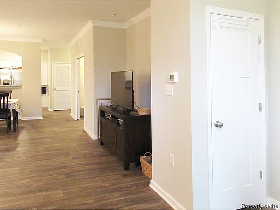 3rd image of 102 Promenade Ln #1-02