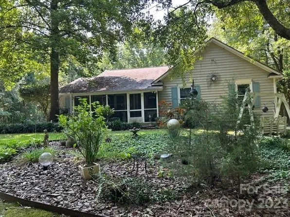 2714 Cedar Trail Ln, Wingate, NC 28174