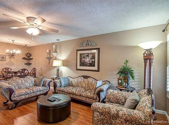 4th image of 1809 Havenwood Dr