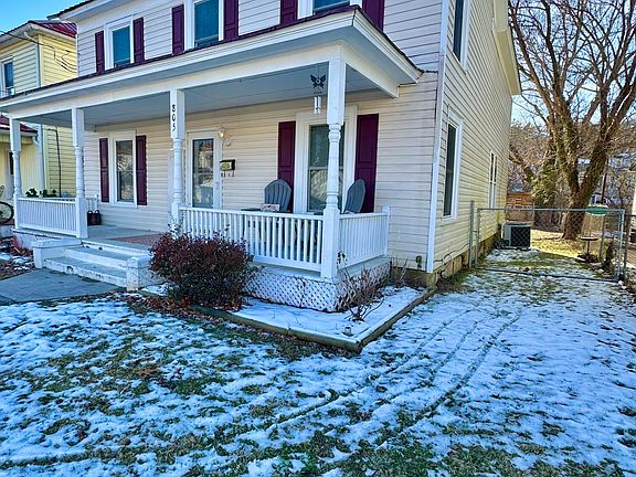 2nd image of 805 Rose Ave