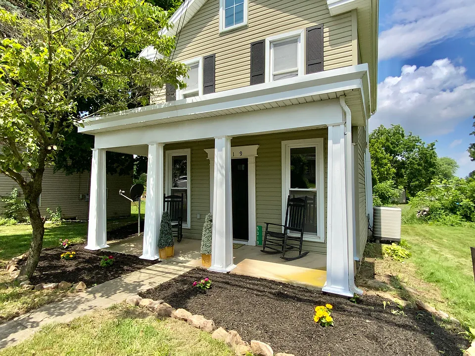5319 Greenvillage Rd