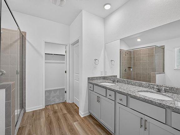 4th image of 4006 Wynn Rd