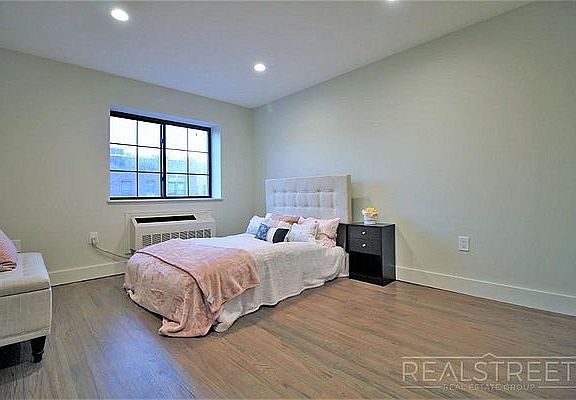 5th image of 1337 Nostrand Ave APT 2C