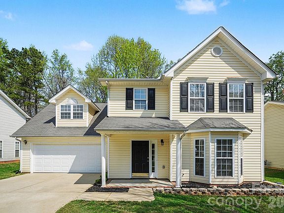 2nd image of 6308 Dumont Ln