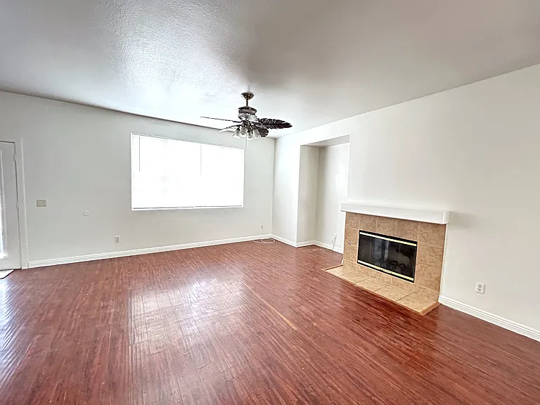 14998 Skipper Ln — Photo 4