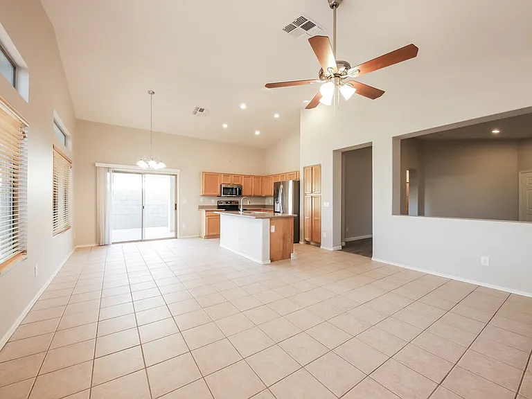 3453 W Webster Ct — Photo 5