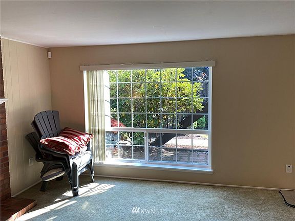 5th image of 3425 S 176th St Unit 125