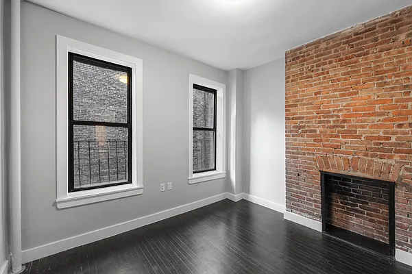 Rented by Tourma Realty LLC | media 37