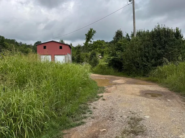 102 Perry Smith Ln, Rogersville, TN 37857