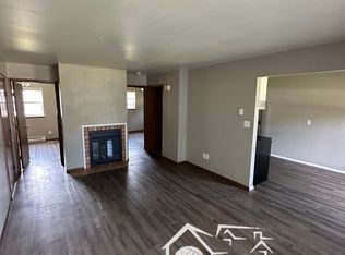 1335 Moreland St APT B, Oshkosh, WI 54902
