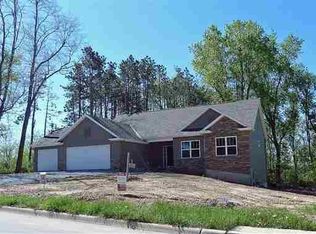 1976 Dempster Dr, Coralville, IA 52241
