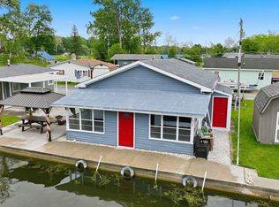 21 Ems B40f Ln, Leesburg, IN 46538