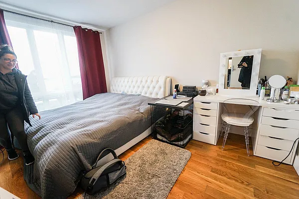 Rented by City Vista Inc | media 59