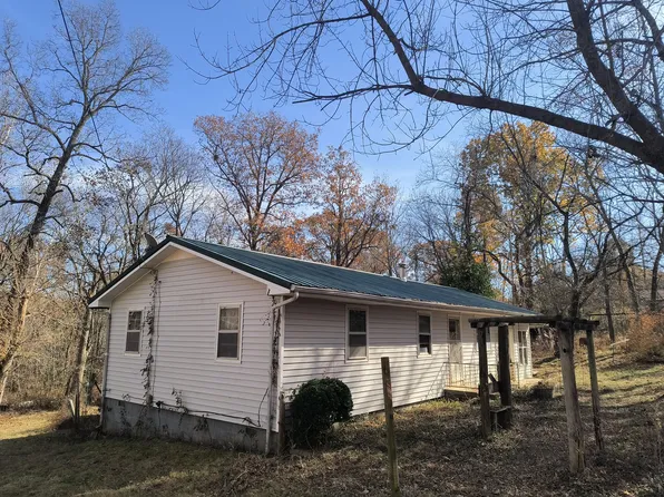 2174 Stone Ridge Drive, Mountain Grove, MO 65711