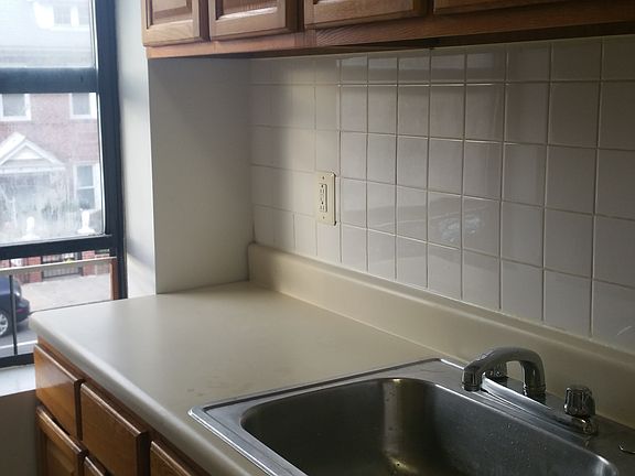2nd image of 4717 39th St #A5