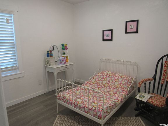5th image of 542 N Emery Ave Unit 3