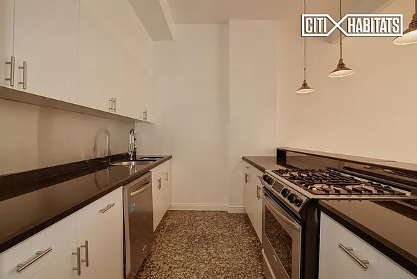 Sold by Citi Habitats | media 13