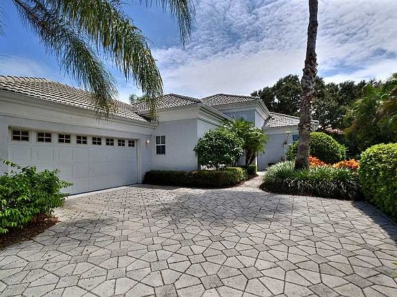 2nd image of 895 Island Club Sq