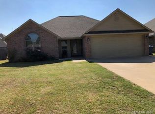 206 Lafield Ln, Benton, LA 71006