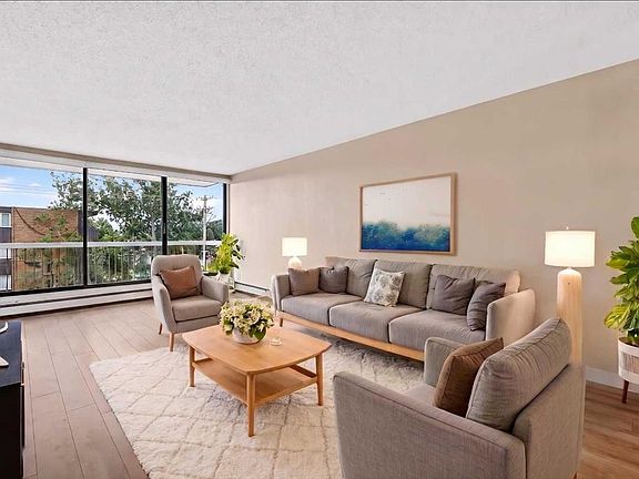 5th image of 521 N 57th Ave SW #306