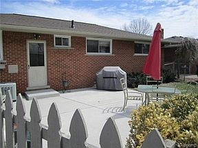 3rd image of 15421 Sunset St