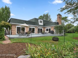 499 Randolph Ct, North Barrington, IL 60010