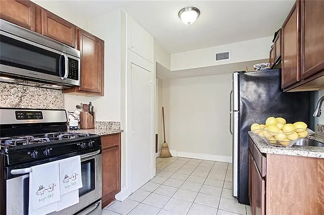 721 Valmont St #B — Photo 7