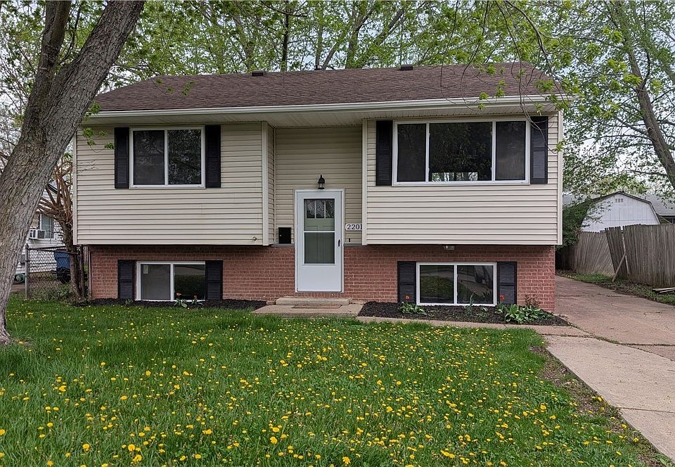 1st image of 2201 Randall St