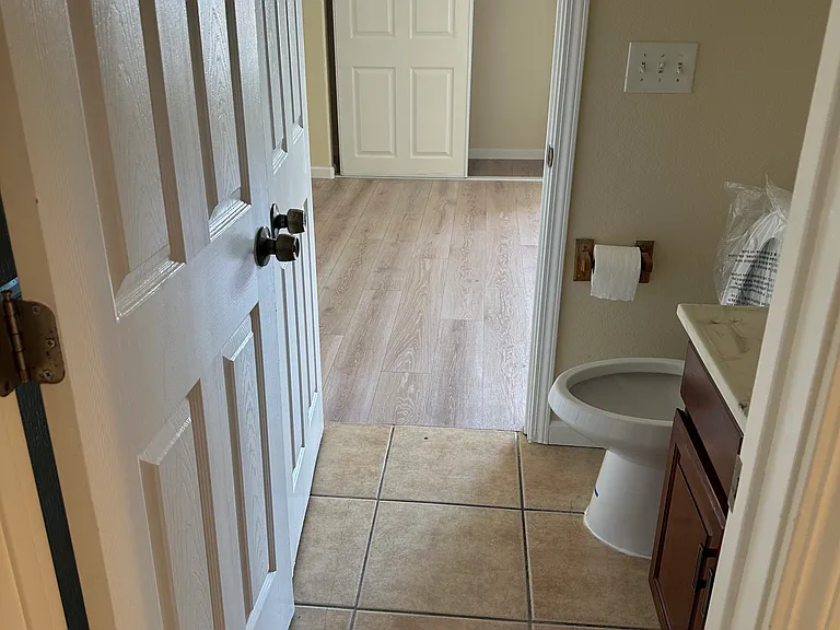 535 Marina Bay Pkwy #C — Photo 18