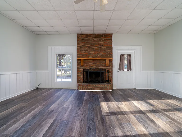1278 N Pinckney St — Photo 12