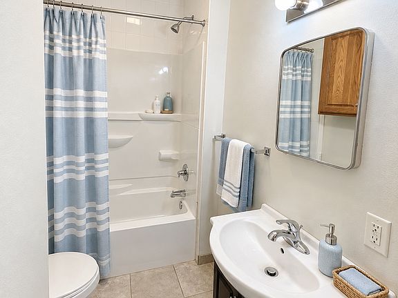 5th image of 1512 W 2nd St