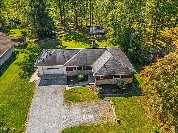5th image of 557 Wring Dr