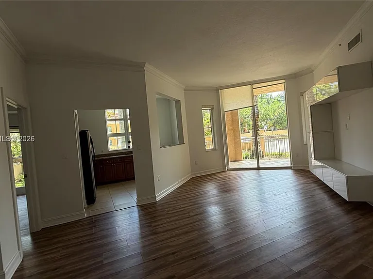 3001 NE 185th St #129 — Photo 10