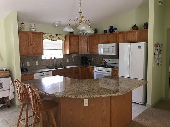 4th image of 2782 Privada Dr