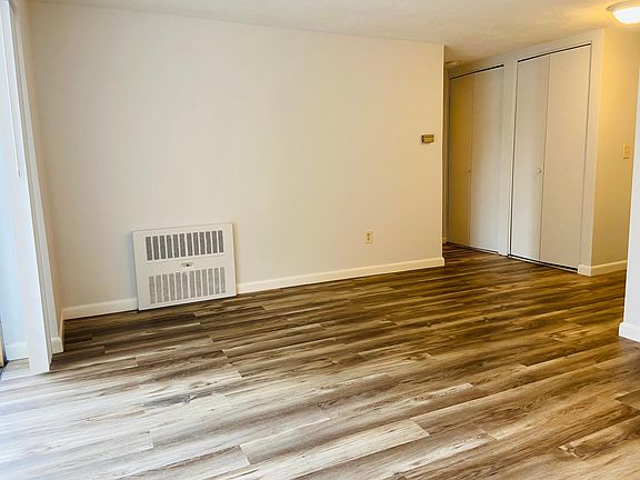 4th image of 22 Greenwood St #1