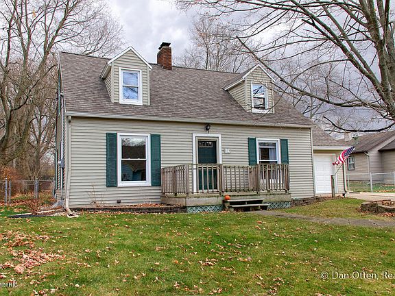 2nd image of 819 S Benton St