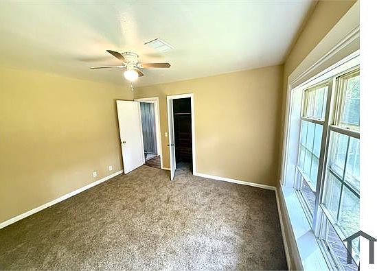 3rd image of 1030 Meadow Ln SE #A