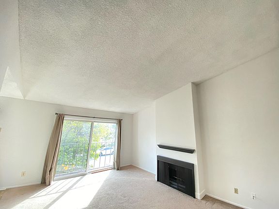 3rd image of 2390 Grand Ave