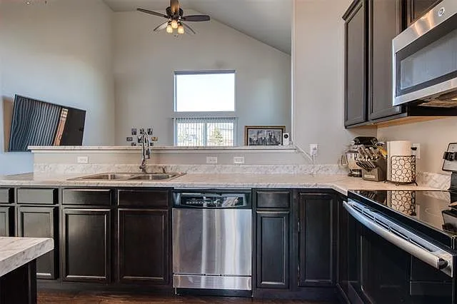 11944 Eagle Crest Ct — Photo 19