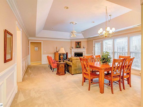 2nd image of 40 Wood Pointe Dr Unit 35